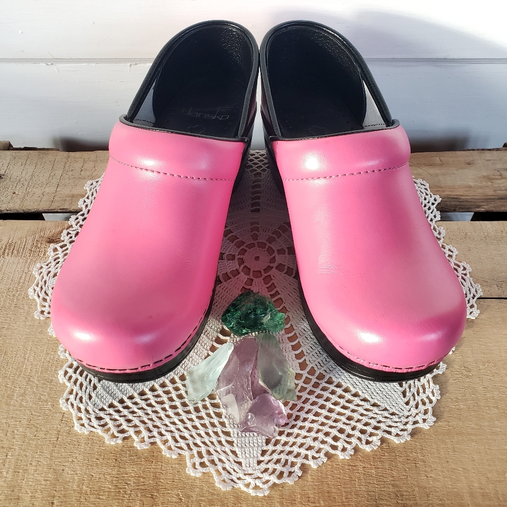 PetaL Pink Dansko Pro Clogs Azalea Floral Boho Wicked Cottage Girlhood Glinda 🌸 - Picture 5 of 14